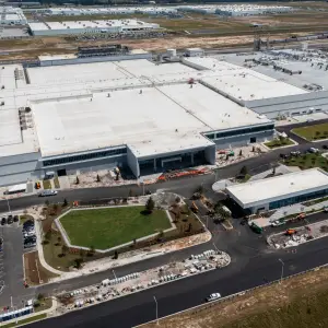 Hyundai I.C.E. Raid Detained Workers With Shor-Term Business Visas