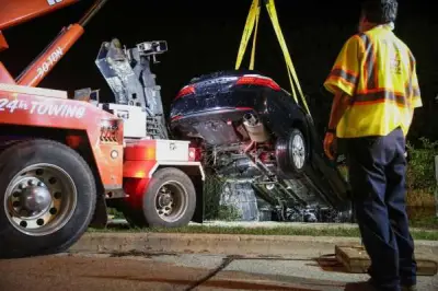 Car ends up in Cary pond but owner unaccounted for