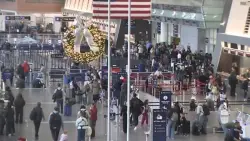 Post-Thanksgiving travelers see flights canceled and delayed after winter storm