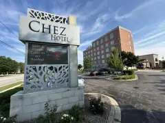 New rooftop lounge approved for Chez Hotel in Arlington Heights